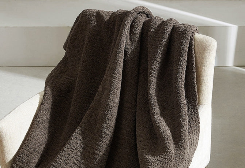 Sunday Citizen Snug Throw