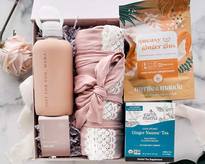 The Congrats Pregnancy Gift Box