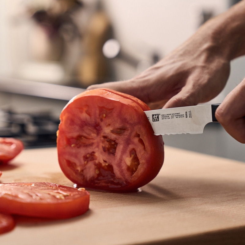 Gourmet 5" Serrated Utility Knife