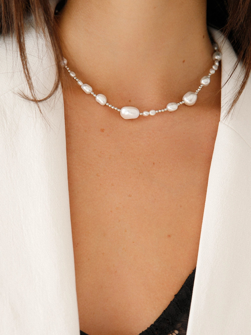 Stella Necklace