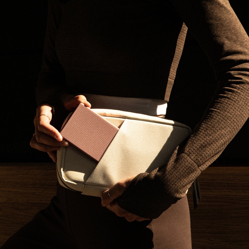 Magnetic Active Power Bank