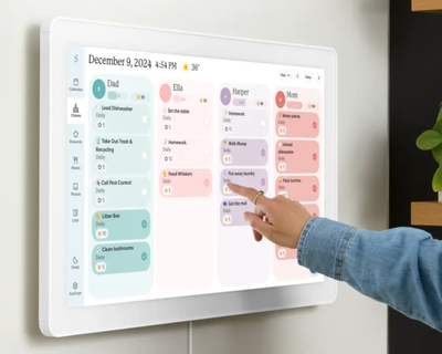 27" Touchscreen Smart Calendar and Family Organizer