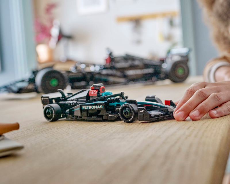 Lego Speed Champions: Mercedes-AMG F1 W15 Car