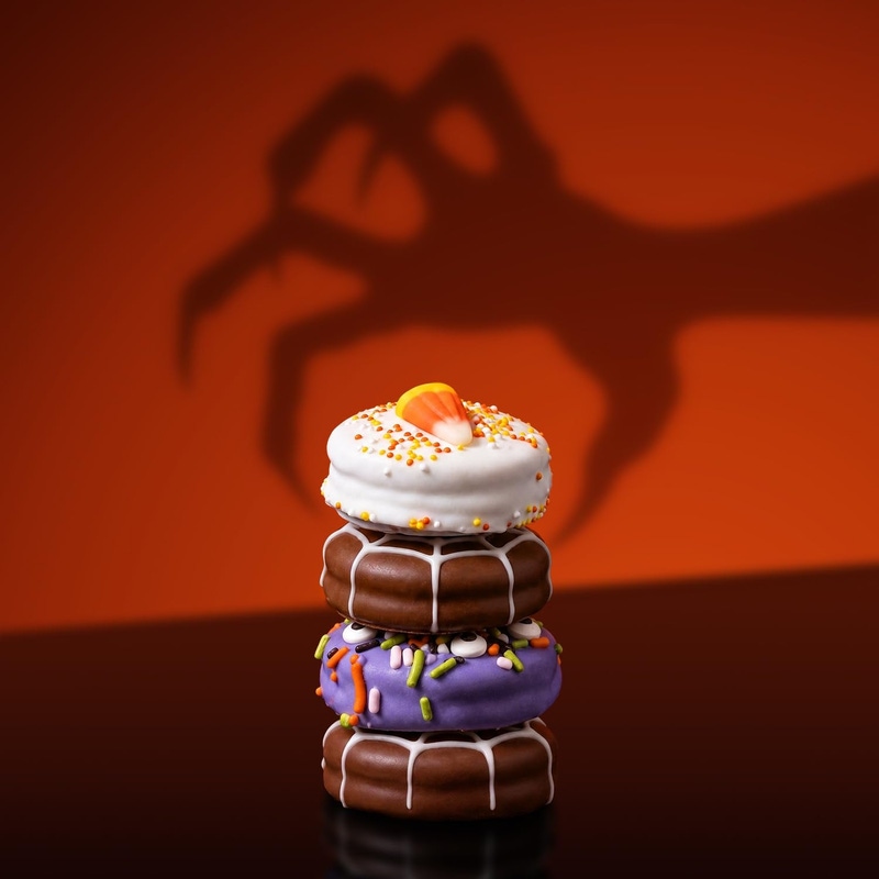 Halloween Chocolate Sandwich Cookies Gift Box, Glow-in-the-Dark