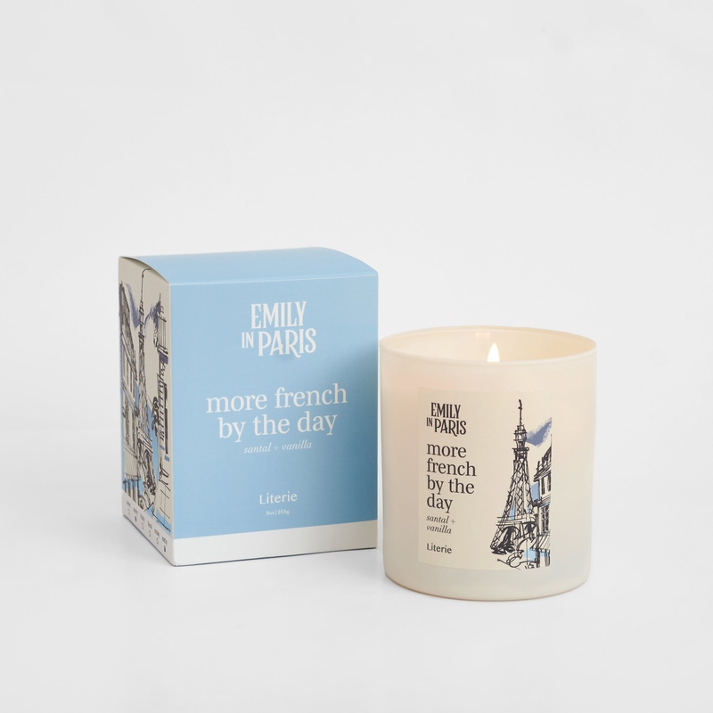 Literie X Emily in Paris Candle