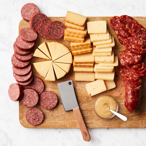 Classic Bites & Board Gift Set