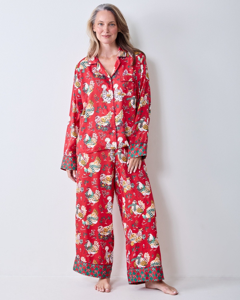 Eco Satin Soho Set in Holiday Hens, Red Stocking