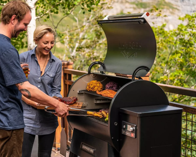 Ironwood 885 Pellet Grill