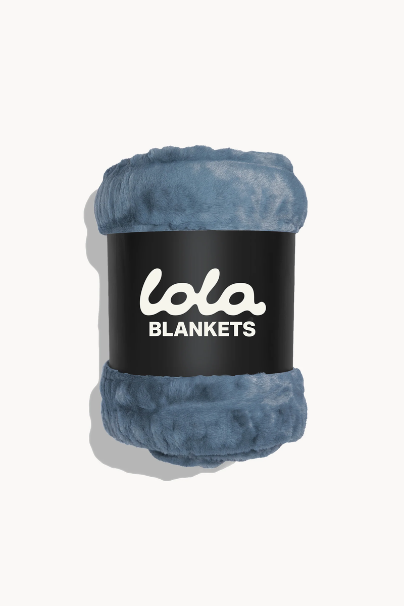 Medium Lola Blanket