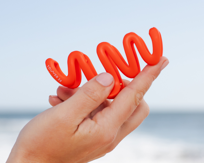 The W Claw Clip