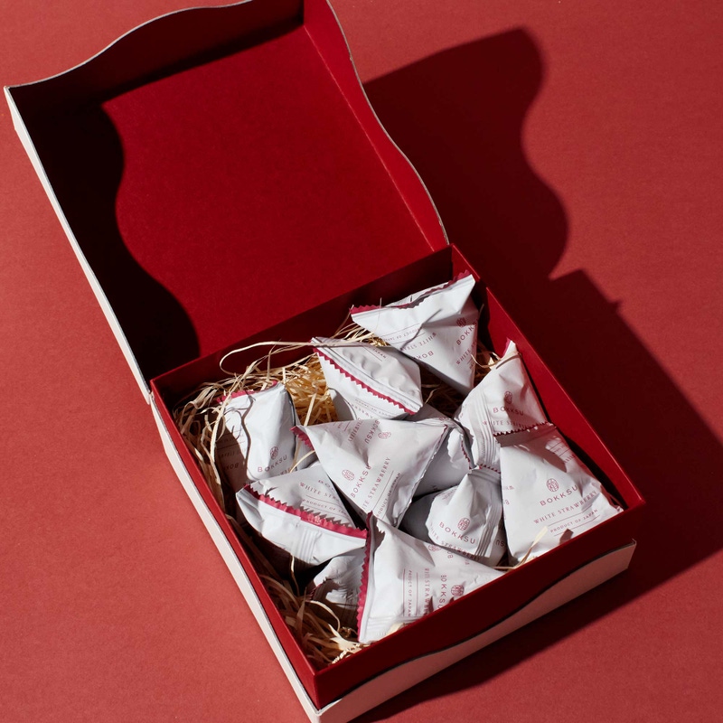 White Strawberry Gift Box