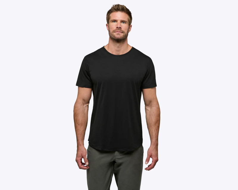 Men's AO Curve-Hem Tee, Black