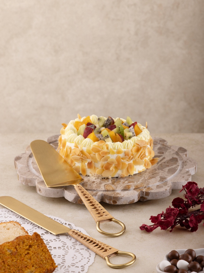 Helsinki Rattan Cake Servers
