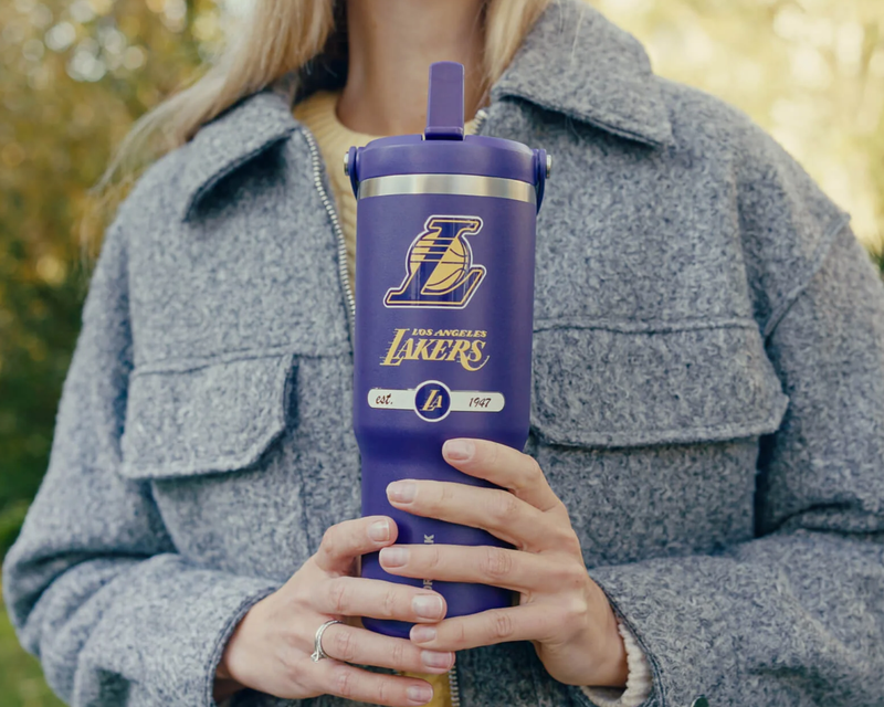 NBA 32oz Nomad Tumbler with Handle and Sip Lid
