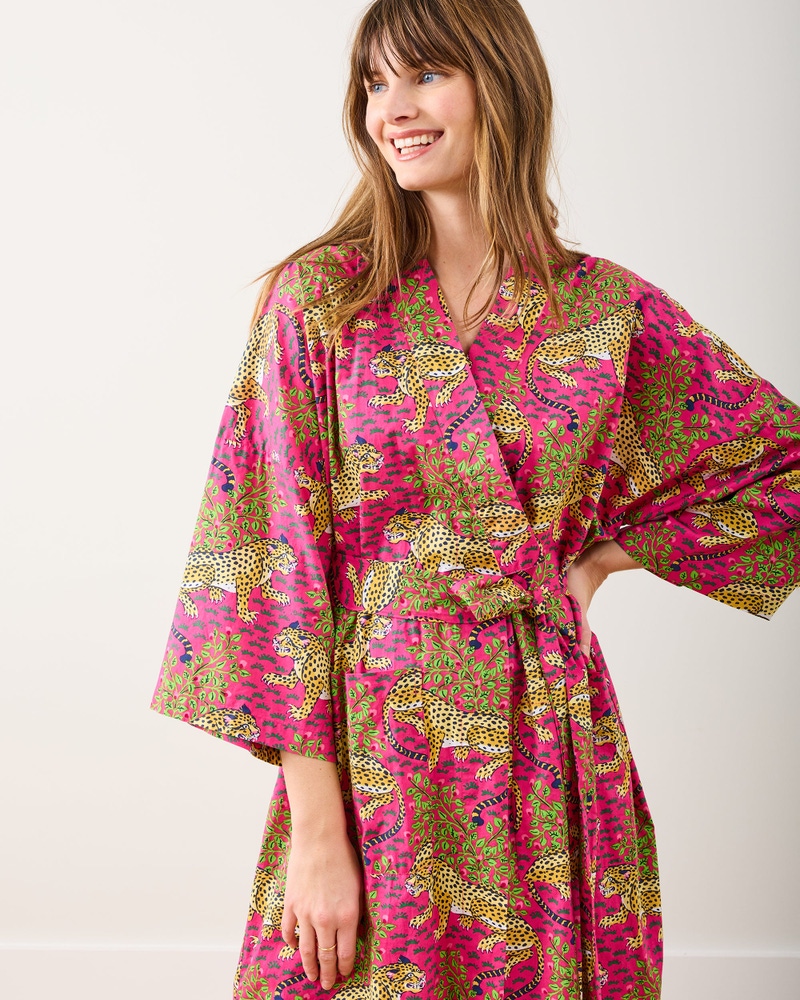 Robe in Bagheera, Hot Pink
