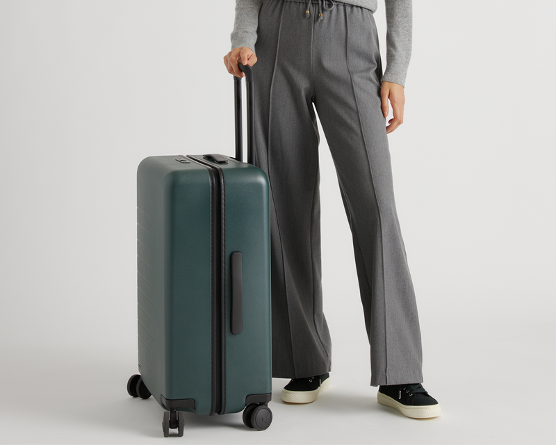 Medium Check-In Hard Shell Suitcase 24"