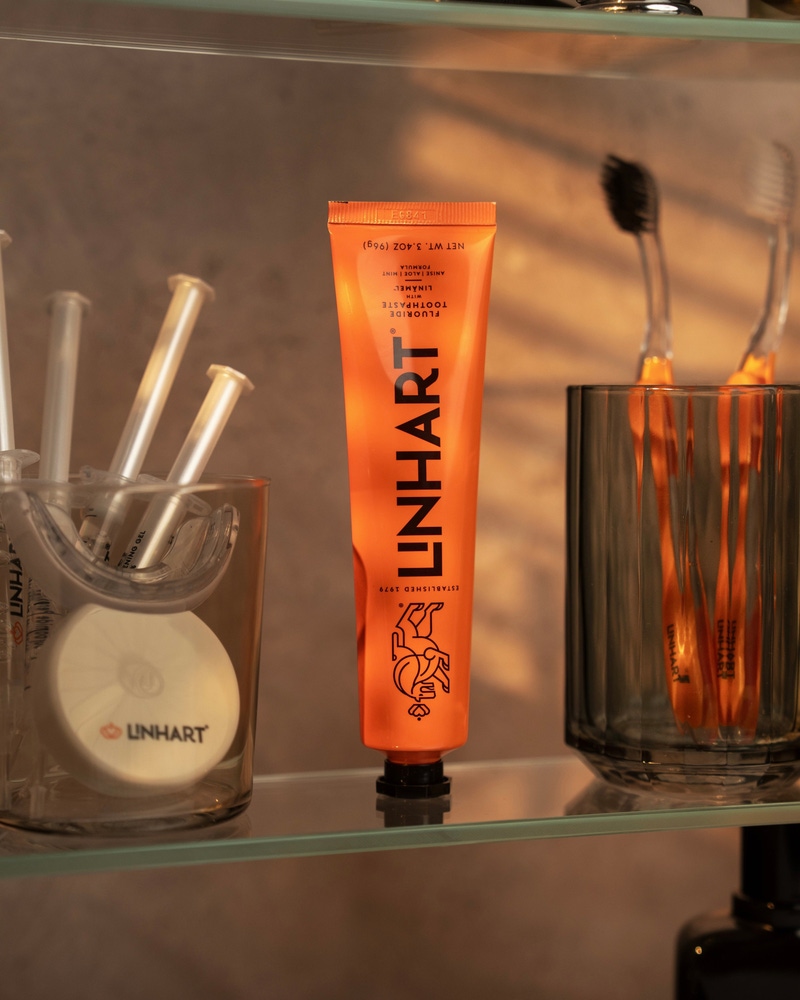 The Linämel Toothpaste, Standard