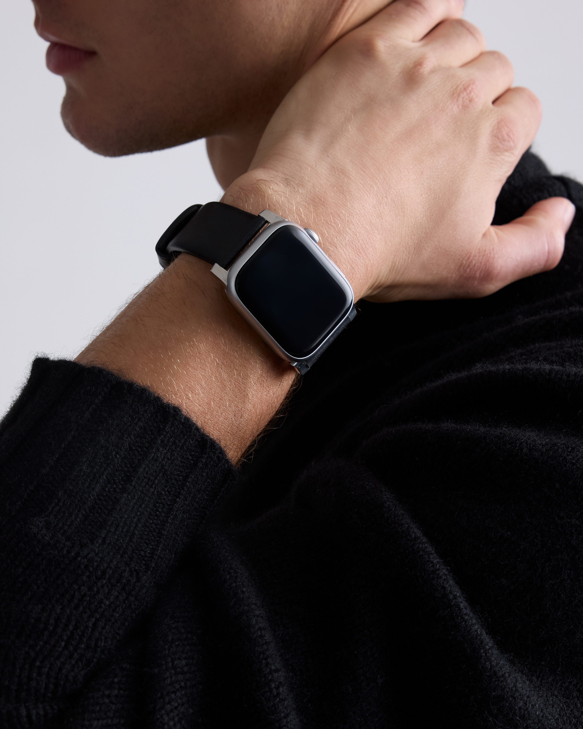 Quince Horween Leather Apple Watch Band - Thumbnail 5