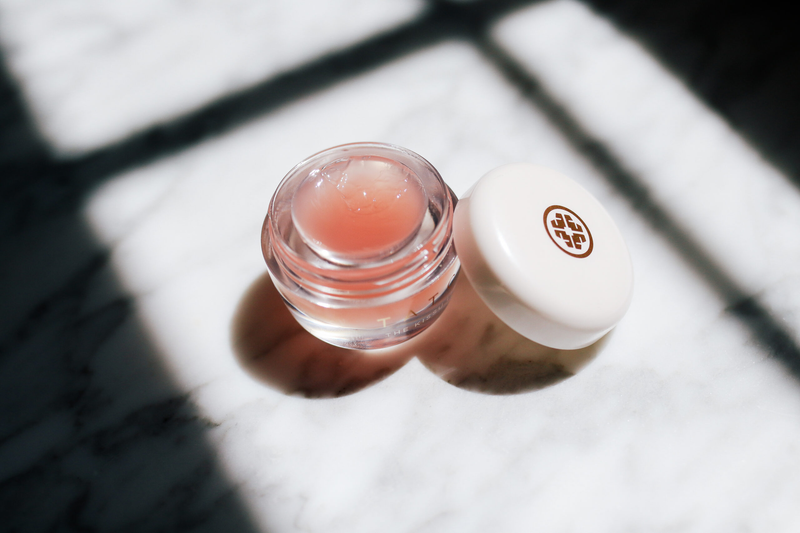 The Kissu Lip Mask