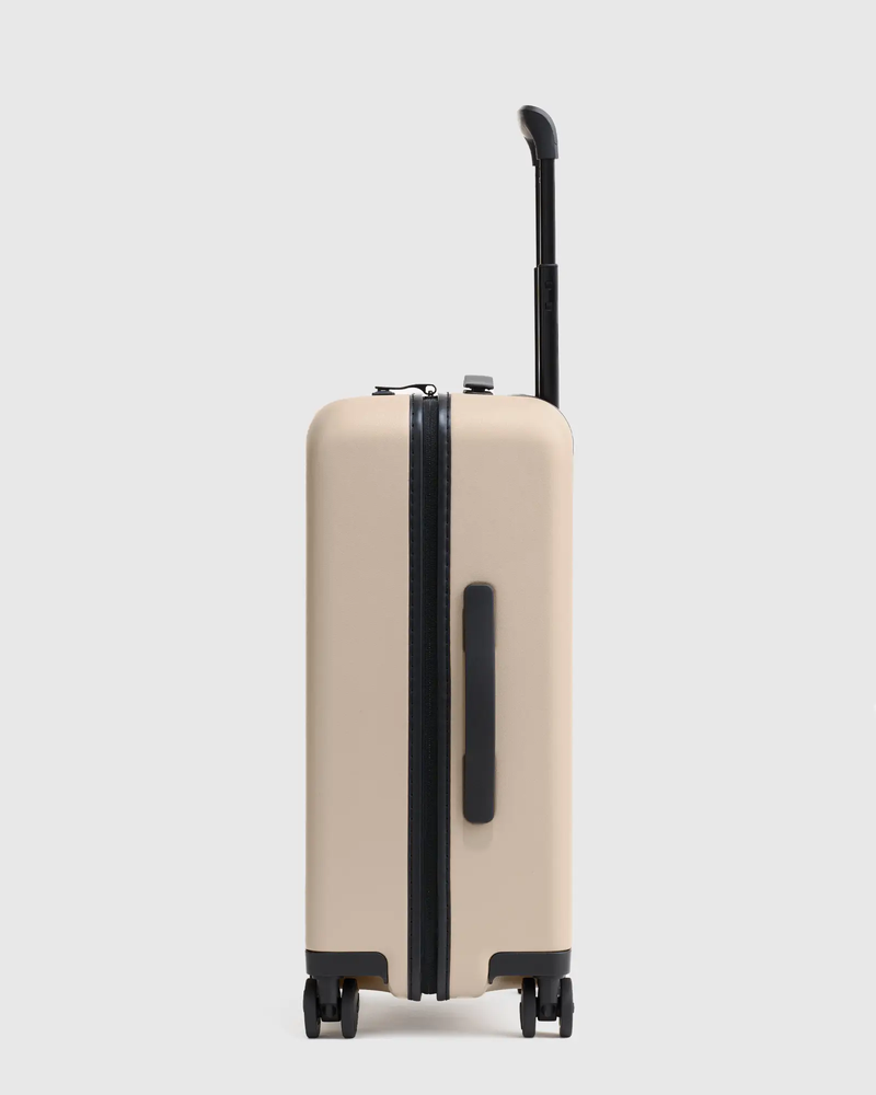 Quince CarryOn Hard Shell Suitcase 21" Goody