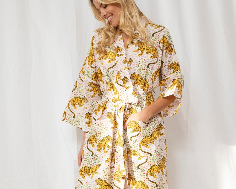 Robe in Bagheera, Blush