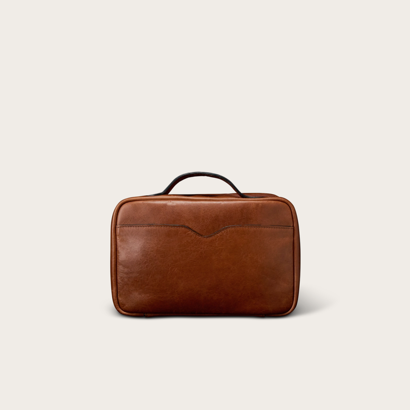 Bartlett Hanging Travel Kit