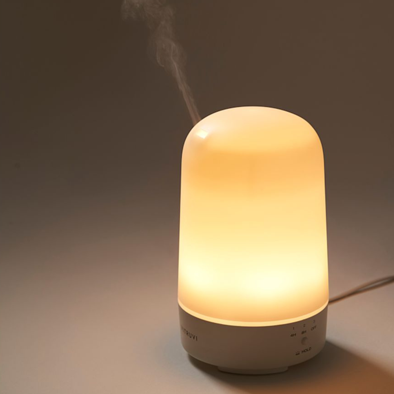 Branded Vitruvi Glow Diffuser and Essential Oils Bundle Set