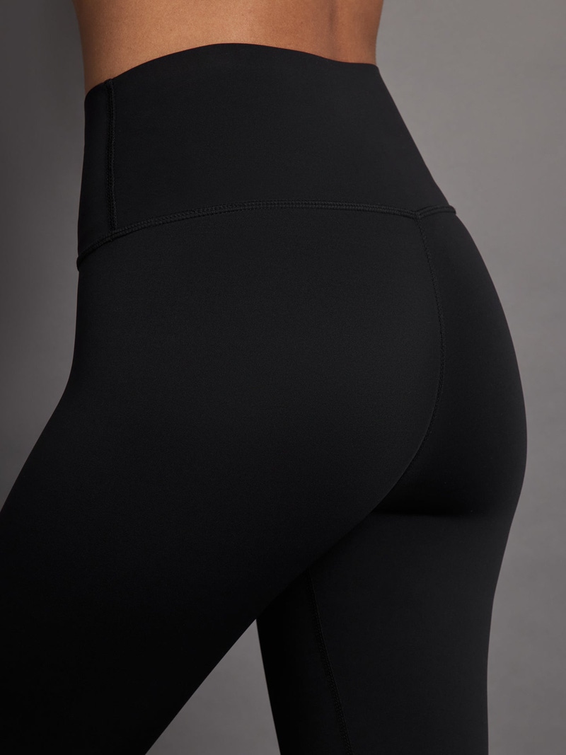 High Rise Legging in Diamond Compression, Black
