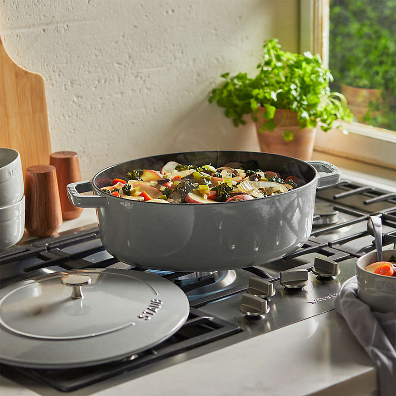 Cast Iron 6.25QT Shallow Oval Dutch Oven