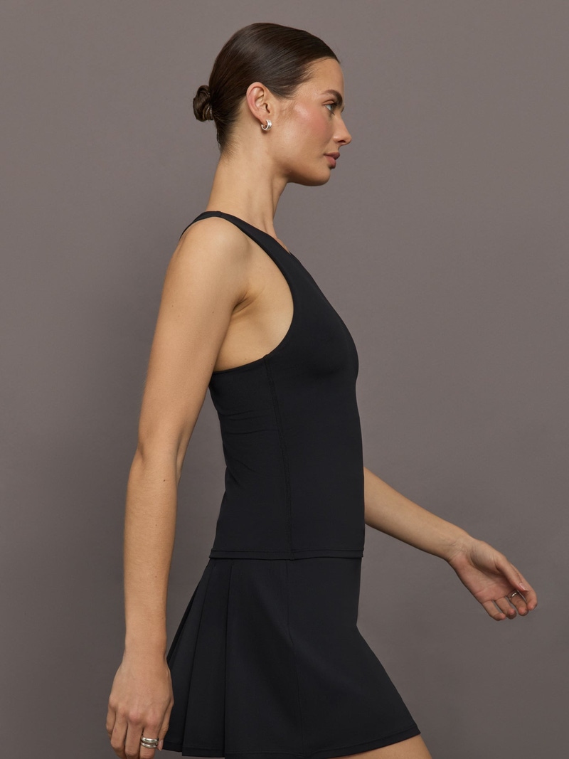 Racer High Neck Active Tank in Diamond Compression, Black