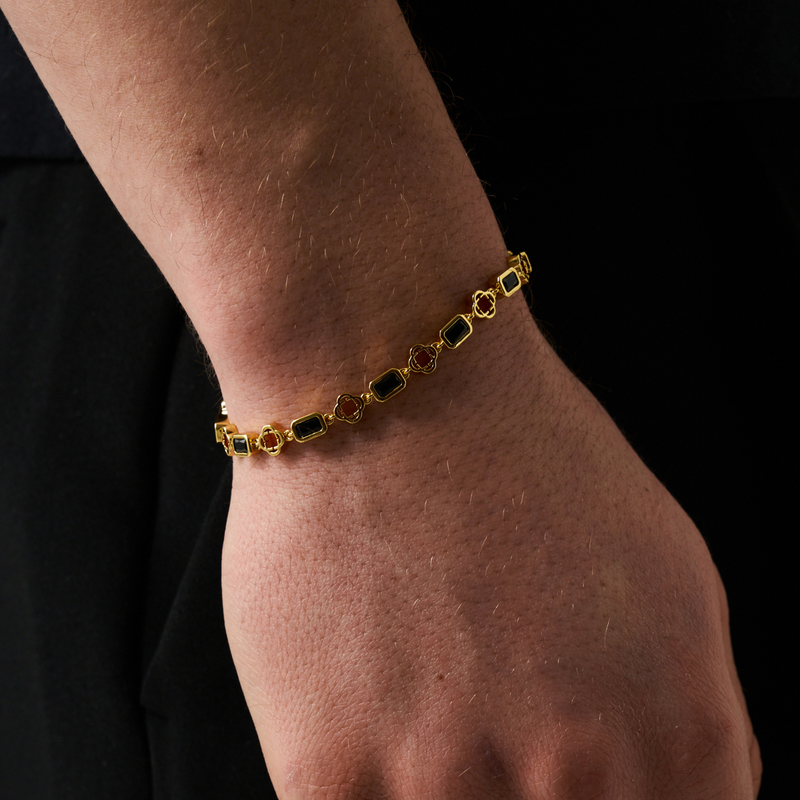 Gold Onyx Gemstone Clover Bracelet