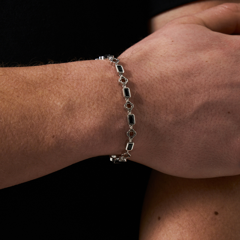 Onyx Gemstone Clover Bracelet