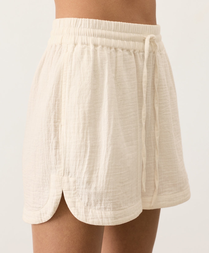Women's Organic Coastal Double Gauze Curved Hem Short, Cream