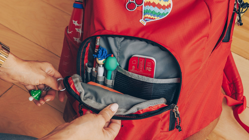 PlugBug Travel 50W Charger with Find My