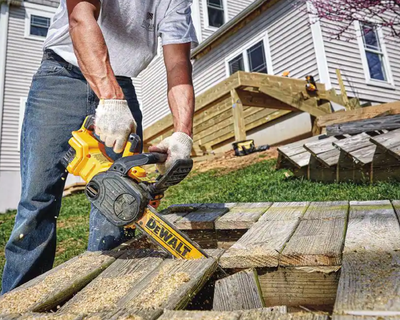 20V MAX XR 12" Cordless Chainsaw