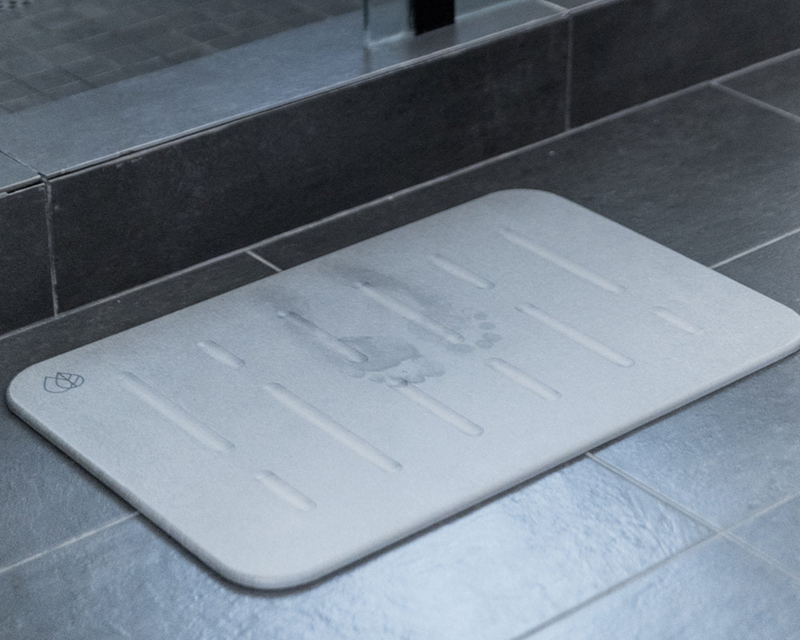 Rain Bath Stone™ Mat