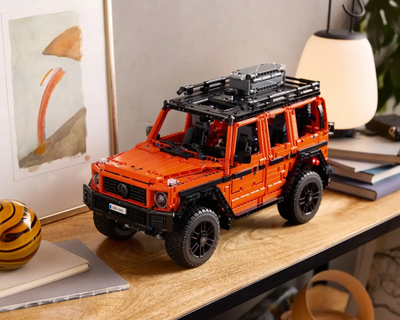 Lego Technic: Mercedes Benz G-Class Model Car