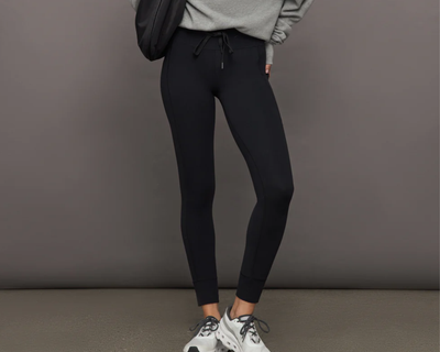 High Rise Sport Pocket Legging in Melt, Black