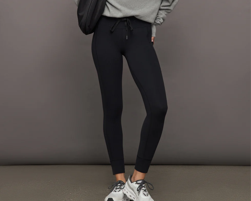 High Rise Sport Pocket Legging in Melt, Black