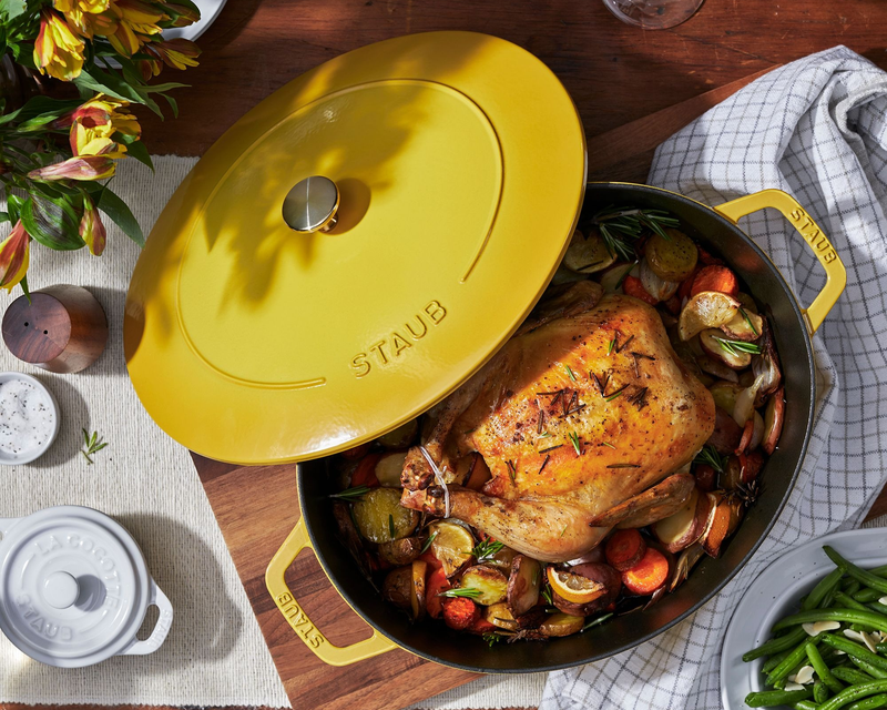 Cast Iron 6.25QT Shallow Oval Dutch Oven