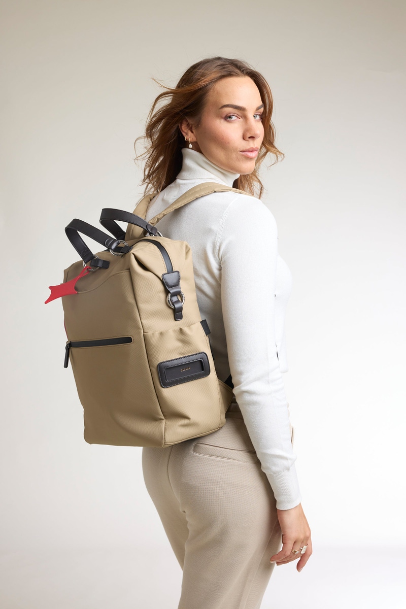 AnyWear 12L Backpack