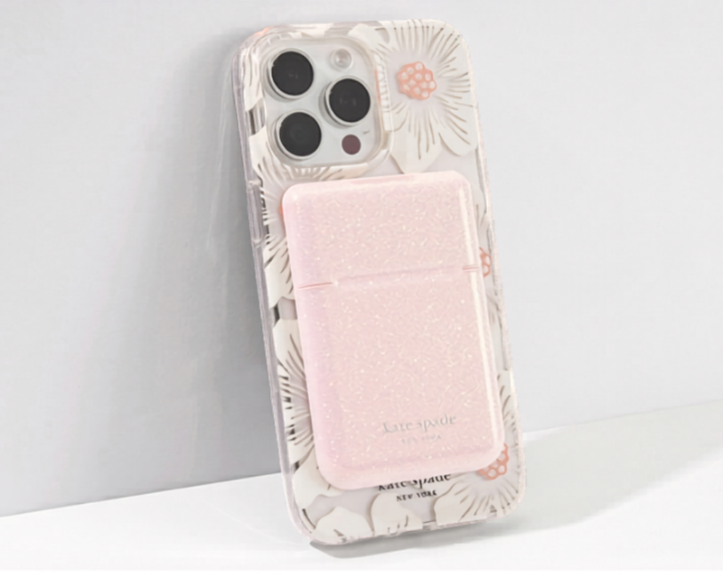 That Sparkle Pink MagSafe Flip Wallet