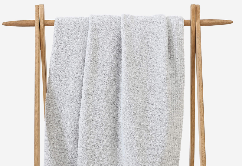 Sunday Citizen Snug Throw