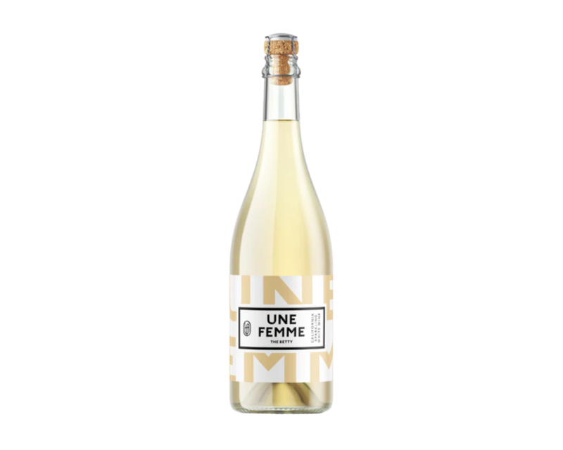 Une Femme The Betty Sparkling Brut 750 ML