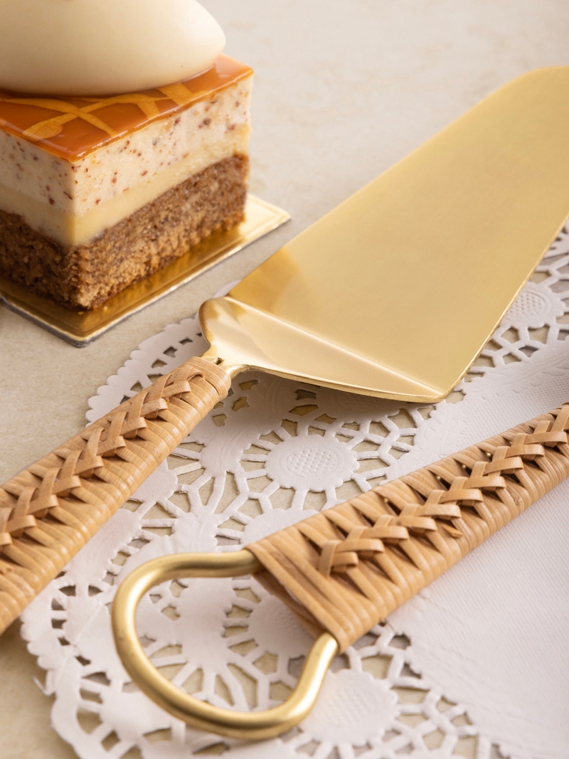 Helsinki Rattan Cake Servers