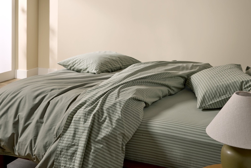 Percale Fitted Sheet (Moss Stripe)