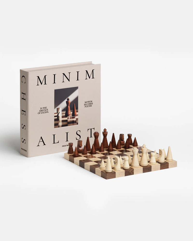 The Minimalist Wooden Chess Set