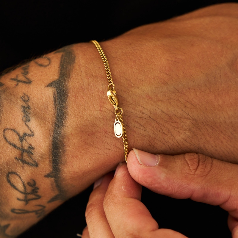 Gold Connell Bracelet 2mm