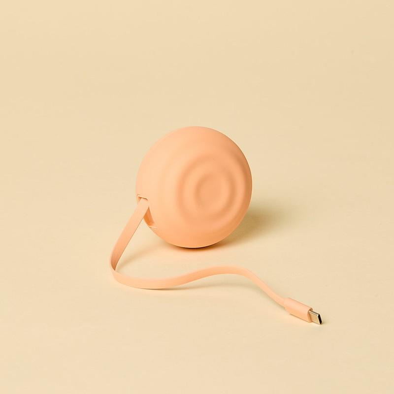 35 Watt Retractable USB-C Charger