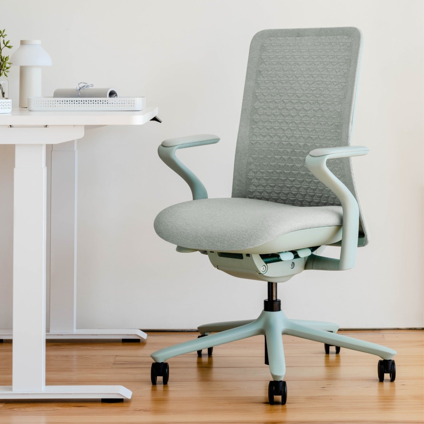 Branch Furniture Ergonomic Chair - Thumbnail 2
